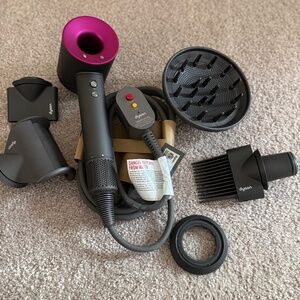 Dyson supersonic hair dryer